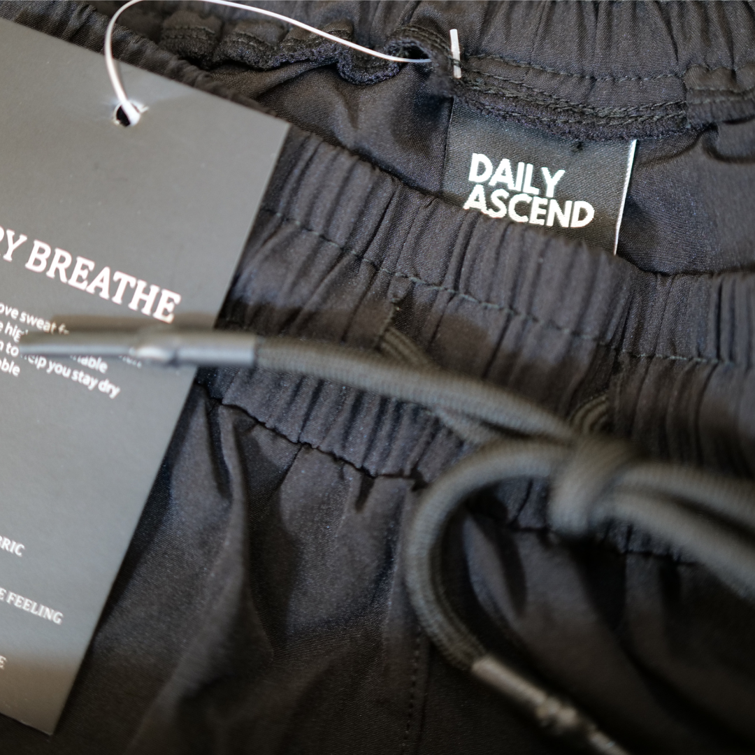 Daily Ascend Dry Breathe Performance Shorts